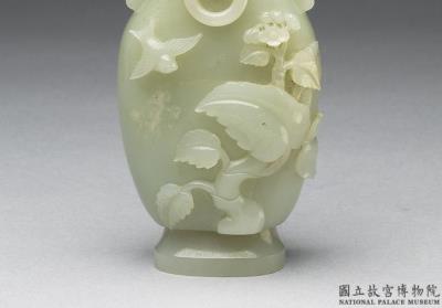 图片[2]-Jade vase with paired swallows and ring handles, Qing dynasty (1644-1911)-China Archive